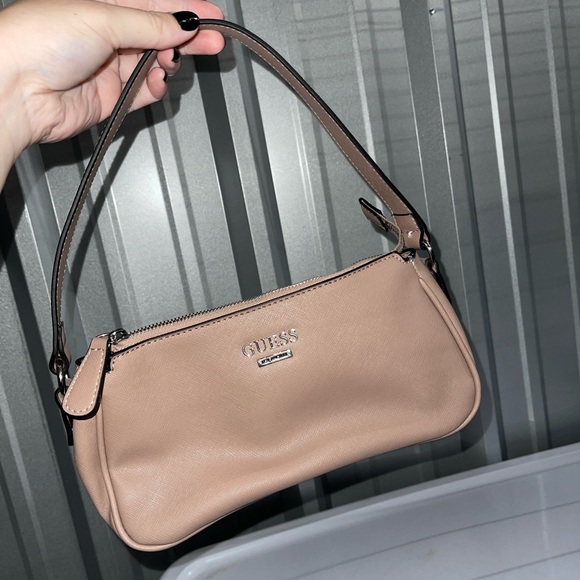 Guess Handbags - Guess Y2k shoulder bag!